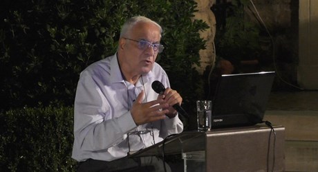 Από τη Γη στη Σελήνη Από τη Γη στη Σελήνη