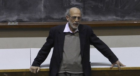 Αποχαιρετισμός στον Δημήτρη Σκιλάρντι Αποχαιρετισμός στον Δημήτρη Σκιλάρντι