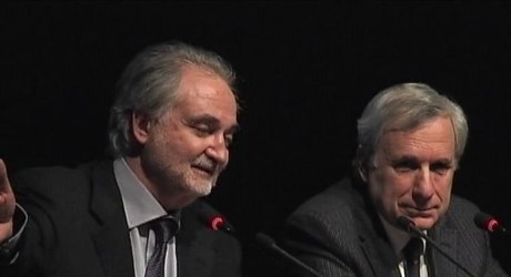 Ο οικονομολόγος και συγγραφέας Jacques Attali συζητά  με τον κορυφαίο γάλλο δημοσιογράφο Jean-Marie Colombani